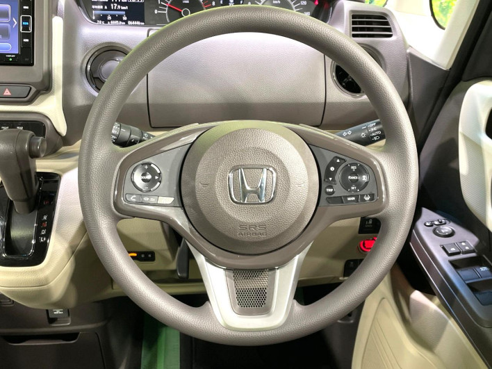 2018 Honda N-BOX DBA-JF3 (UW-6a13f02515e7b)[19]