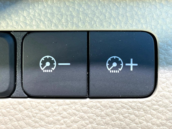 2018 Honda N-BOX DBA-JF3 (UW-6a13f02515e7b)[26]