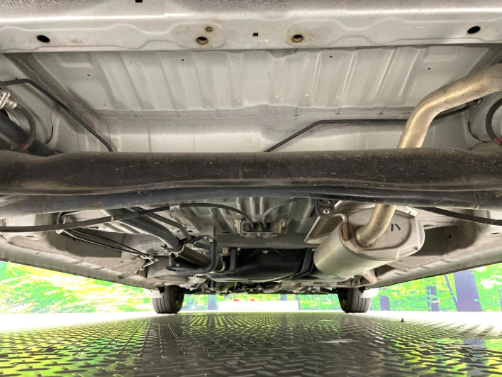 2018 Honda N-BOX DBA-JF3 (UW-6a13f02515e7b)[9]
