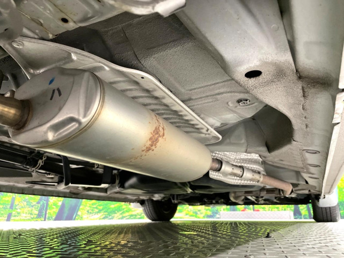 2018 Honda N-BOX DBA-JF3 (UW-6a13f02515e7b)[11]