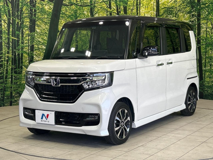 2018 Honda N-BOX CUSTOM DBA-JF3 (UW-6a13f02601b05)[23]