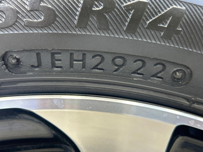 2018 Honda N-BOX CUSTOM DBA-JF3 (UW-6a13f02601b05)[15]