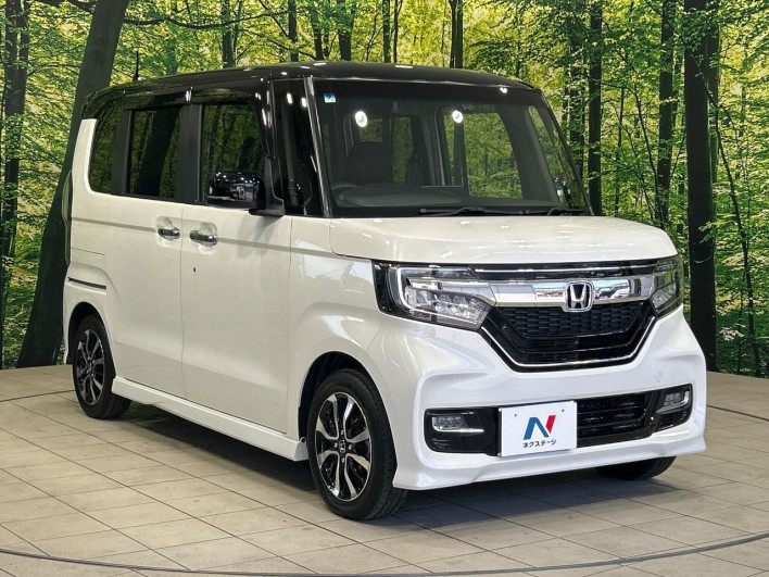 2018 Honda N-BOX CUSTOM DBA-JF3 (UW-6a13f02601b05)[25]