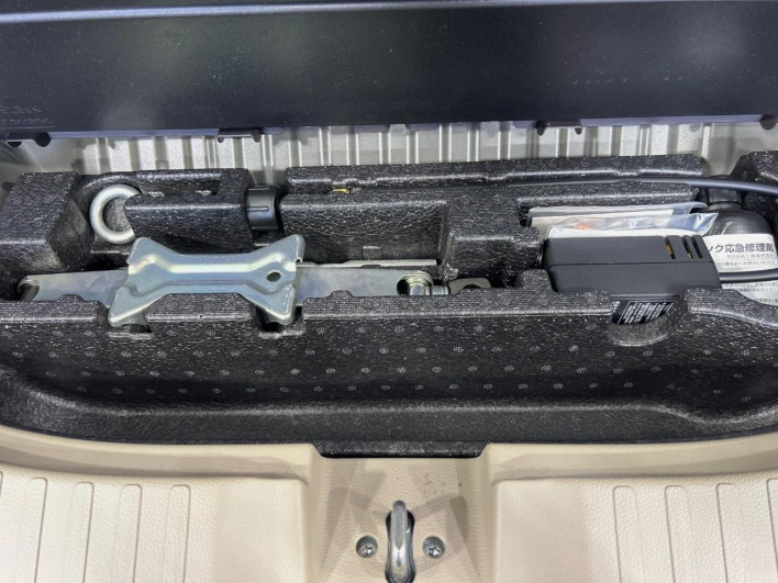 2019 Honda N-BOX DBA-JF3 (UW-6a13f026edaa0)[21]