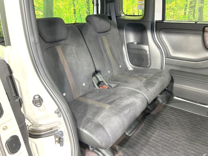 2019 Honda N-BOX CUSTOM DBA-JF3 (UW-6a13f027373a6)[20]