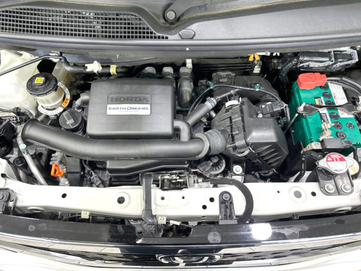 2019 Honda N-BOX CUSTOM DBA-JF3 (UW-6a13f027373a6)[12]