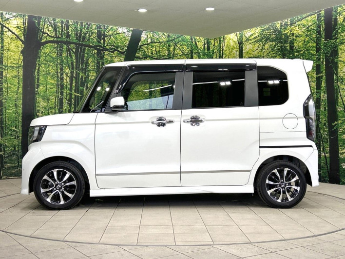 2019 Honda N-BOX CUSTOM DBA-JF3 (UW-6a13f027373a6)[24]