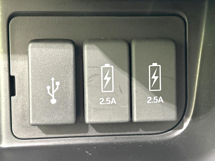 2019 Honda N-BOX CUSTOM DBA-JF3 (UW-6a13f027373a6)[4]