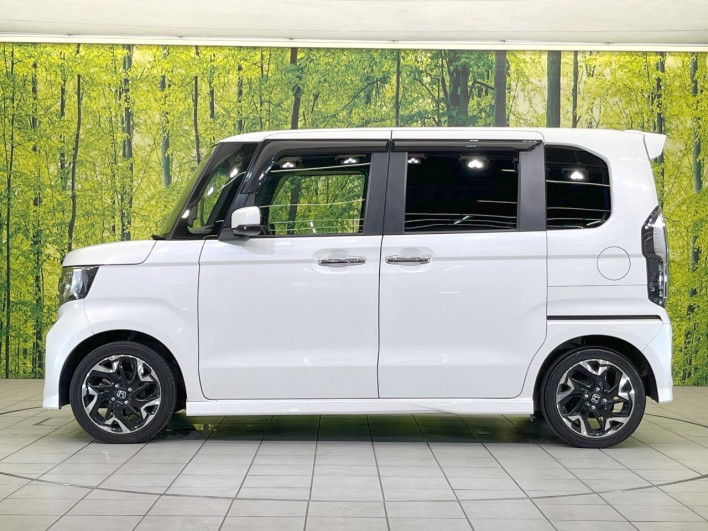 2018 Honda N-BOX CUSTOM DBA-JF3 (UW-6a13f02a165a2)[12]