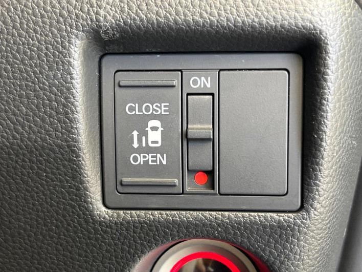 2021 Honda N-BOX CUSTOM 6BA-JF3 (UW-6a13f02ecaa02)[28]