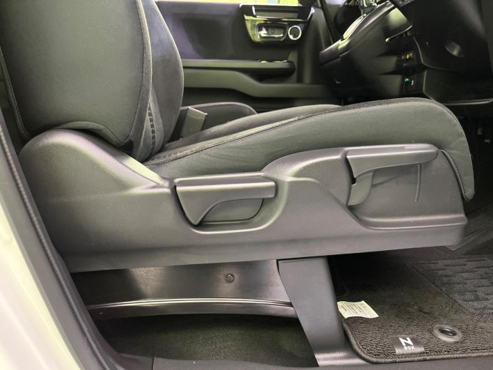 2023 Honda N-BOX CUSTOM 6BA-JF3 (UW-6a13f030d3c57)[19]