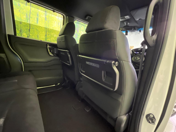 2023 Honda N-BOX CUSTOM 6BA-JF3 (UW-6a13f030d3c57)[21]