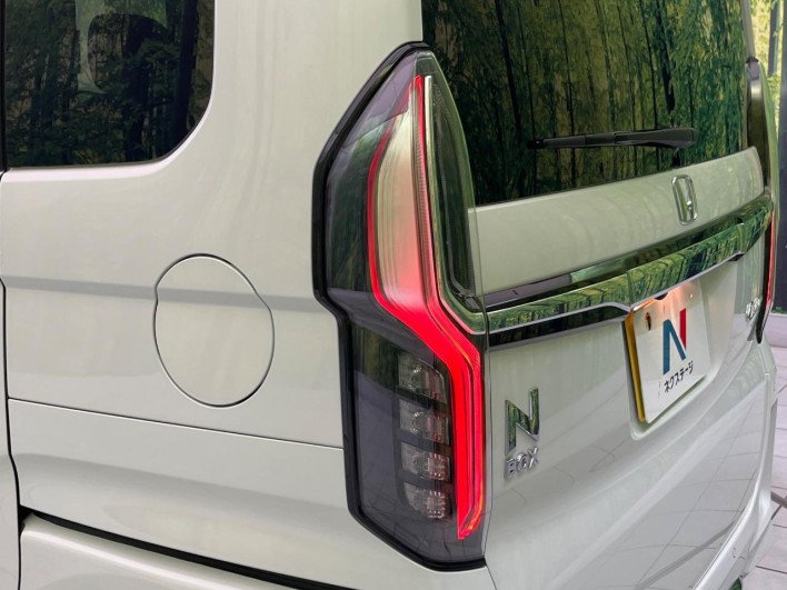 2023 Honda N-BOX CUSTOM 6BA-JF3 (UW-6a13f030d3c57)[13]
