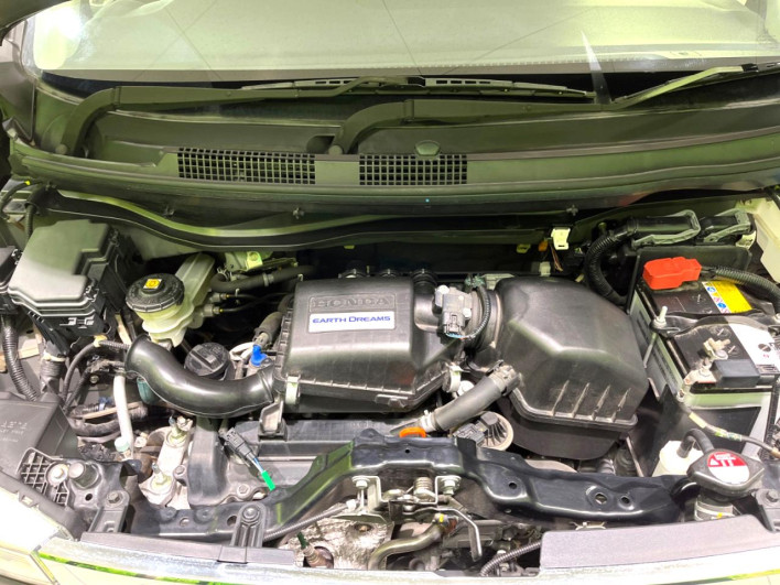 2017 Honda N-WGN DBA-JH1 (UW-6a13f03c751f9)[4]