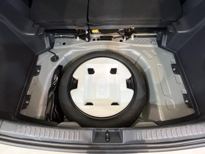 2020 Toyota Yaris 5BA-KSP210 (UW-6a13f05071aee)[25]
