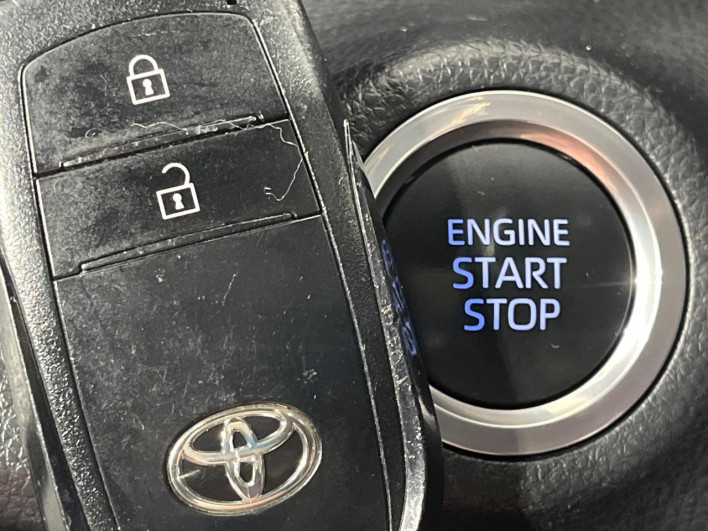 2020 Toyota Yaris 5BA-KSP210 (UW-6a13f050ece5b)[27]