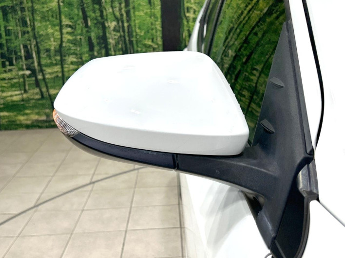 2020 Toyota Yaris 5BA-KSP210 (UW-6a13f05150d05)[14]