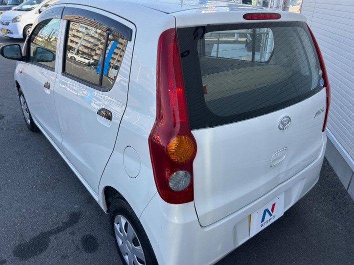 2013 Daihatsu Mira DBA-L275S (UW-6a13f052cb222)[11]