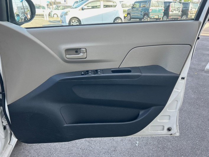2013 Daihatsu Mira DBA-L275S (UW-6a13f052cb222)[17]