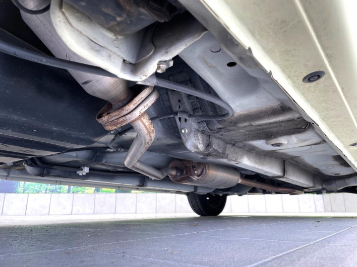 2014 Daihatsu Mira Cocoa DBA-L675S (UW-6a13f054a2c7b)[15]