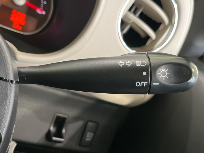 2015 Daihatsu Mira Cocoa DBA-L685S (UW-6a13f05563495)[16]