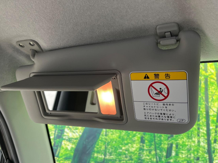 2015 Daihatsu Mira Cocoa DBA-L685S (UW-6a13f05563495)[5]