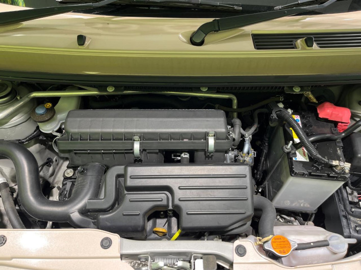 2015 Daihatsu Mira Cocoa DBA-L685S (UW-6a13f05563495)[4]