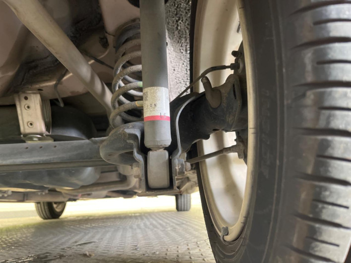 2014 Daihatsu Move DBA-LA100S (UW-6a13f056df576)[16]
