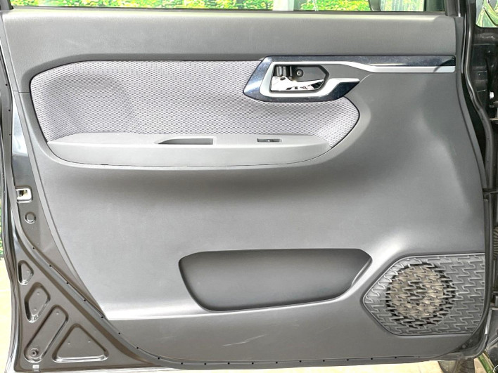 2015 Daihatsu Move DBA-LA150S (UW-6a13f0584e911)[26]
