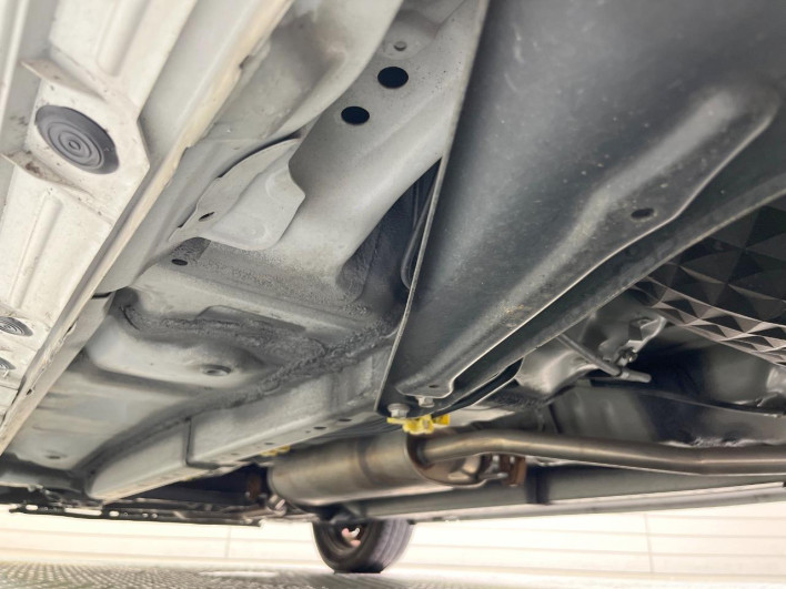 2015 Daihatsu Cast DBA-LA250S (UW-6a13f05a68832)[28]