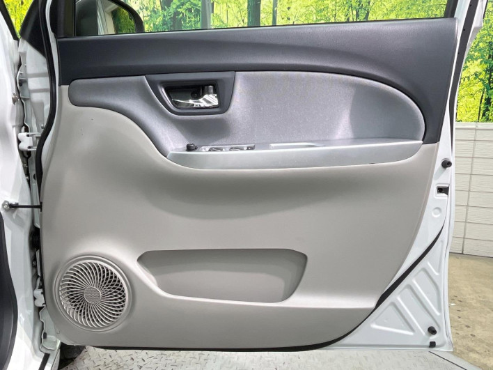 2015 Daihatsu Cast DBA-LA250S (UW-6a13f05a68832)[25]