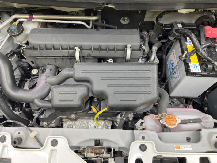 2015 Daihatsu Cast DBA-LA250S (UW-6a13f05a68832)[4]