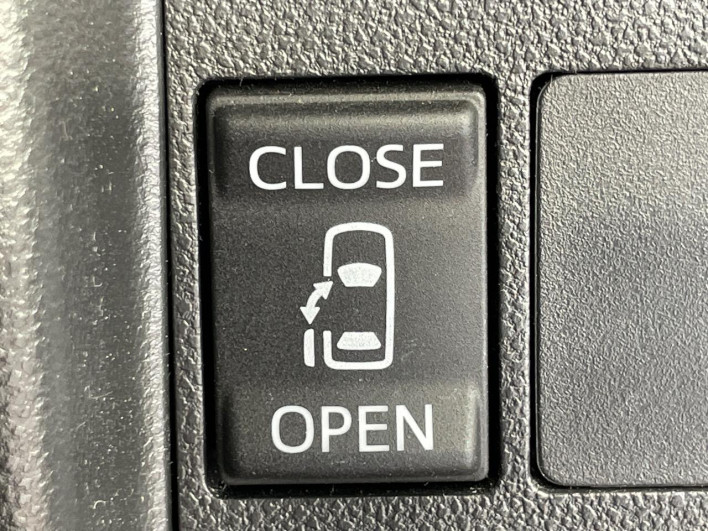 2015 Daihatsu Tanto DBA-LA600S (UW-6a13f0648c09f)[18]
