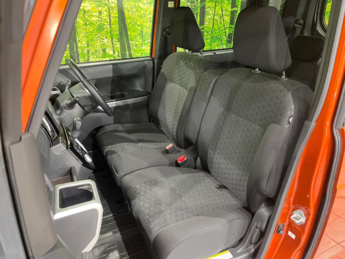 2014 Daihatsu Wake DBA-LA710S (UW-6a13f06e0e671)[24]
