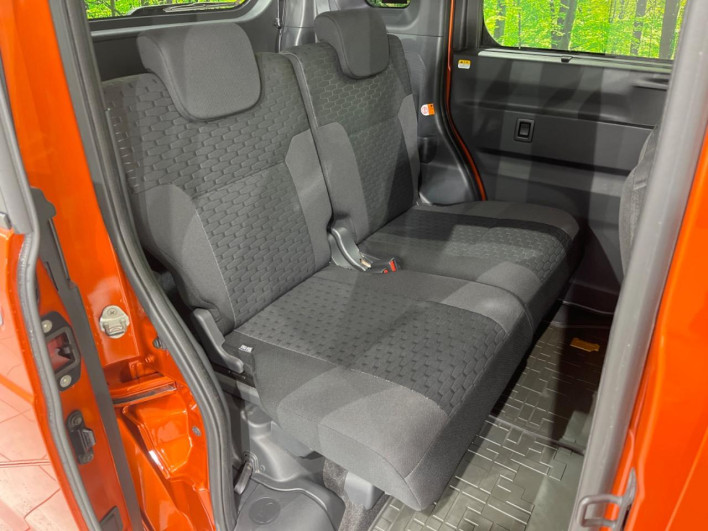 2014 Daihatsu Wake DBA-LA710S (UW-6a13f06e0e671)[10]