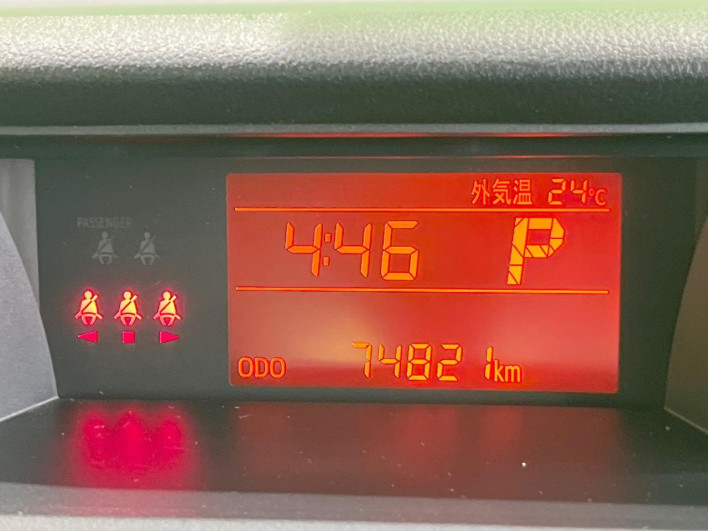 2017 Toyota Roomy DBA-M900A (UW-6a13f076d9ec6)[26]