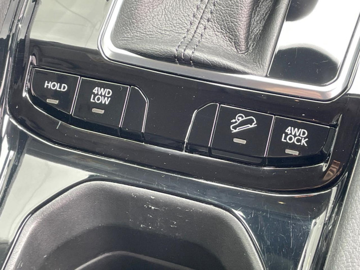 2021 Chrysler Jeep Compass 3BA-M624 (UW-6a13f08a23235)[18]