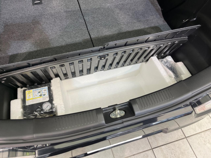 2019 Suzuki Wagon R DAA-MH55S (UW-6a13f08d70308)[25]
