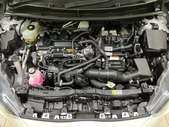 2021 Toyota Yaris 6AA-MXPH15 (UW-6a13f0bdac9a3)[4]