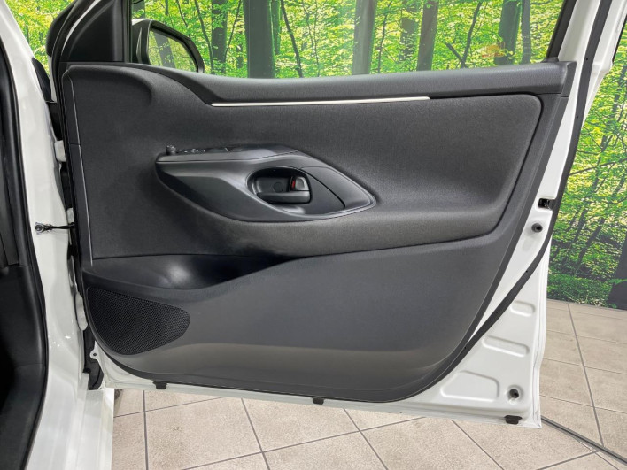 2021 Toyota Yaris 6AA-MXPH15 (UW-6a13f0bdac9a3)[13]