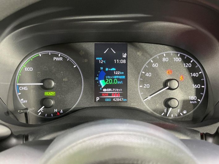 2021 Toyota Yaris 6AA-MXPH15 (UW-6a13f0bdac9a3)[21]