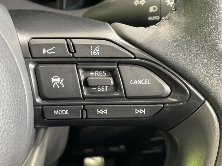 2023 Toyota Yaris Cross 6AA-MXPJ10 (UW-6a13f0c15e9d4)[28]