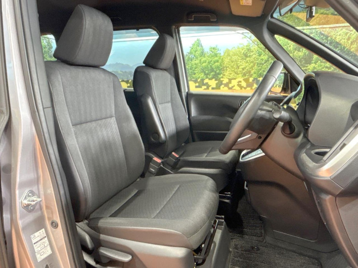 2023 Toyota Noah 6BA-MZRA90W (UW-6a13f0d48b978)[25]