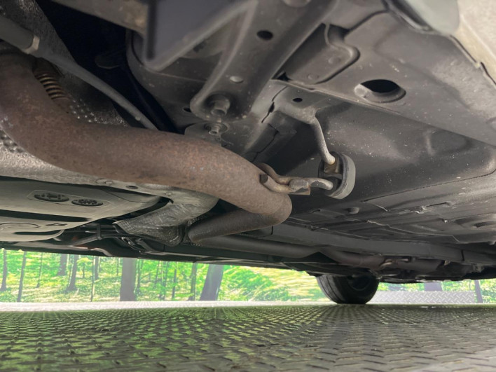 2016 Toyota Aqua DAA-NHP10 (UW-6a13f0dbba1a1)[13]