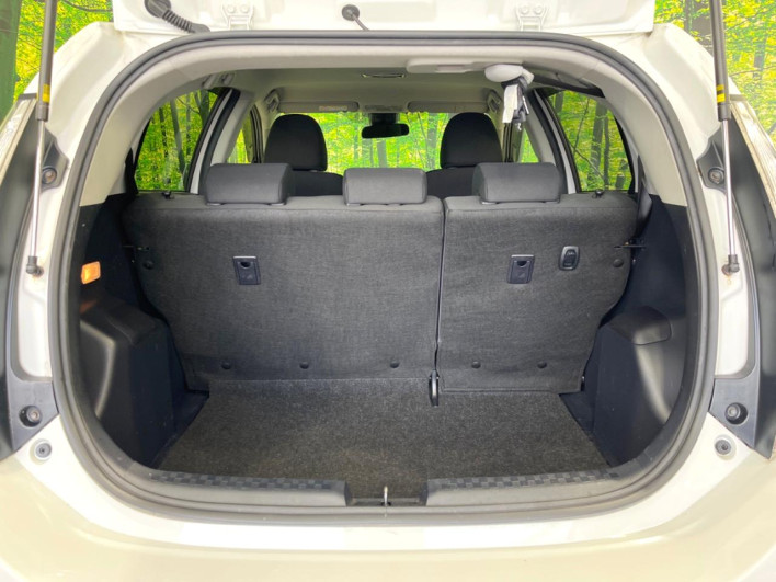 2018 Toyota Aqua DAA-NHP10 (UW-6a13f0e391c12)[19]