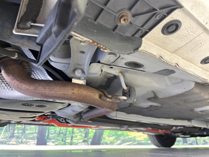 2018 Toyota Aqua DAA-NHP10 (UW-6a13f0e391c12)[13]