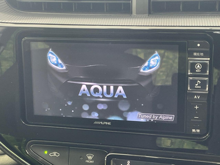 2018 Toyota Aqua DAA-NHP10 (UW-6a13f0e551486)[15]