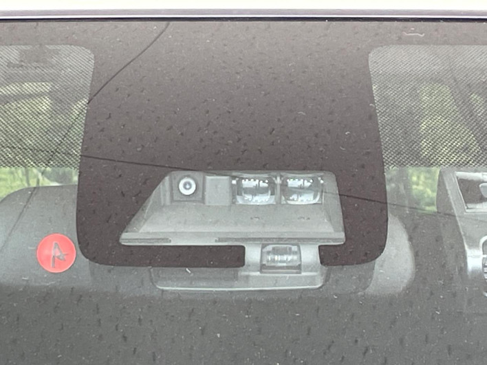 2018 Toyota Aqua DAA-NHP10 (UW-6a13f0e551486)[11]