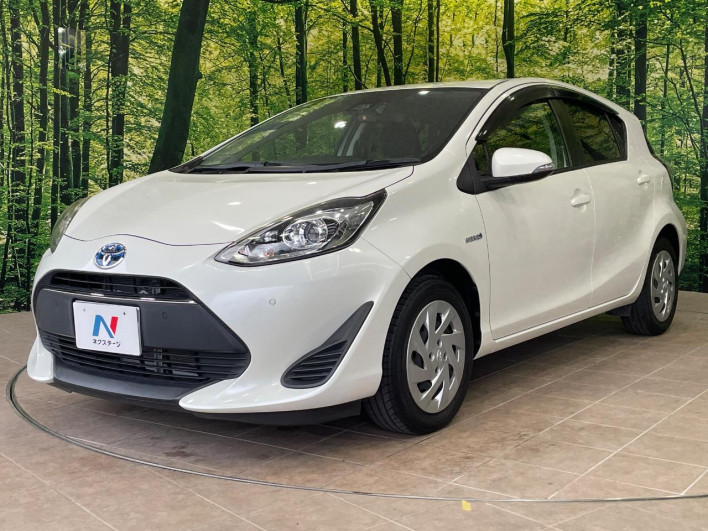 2018 Toyota Aqua DAA-NHP10 (UW-6a13f0e551486)[20]
