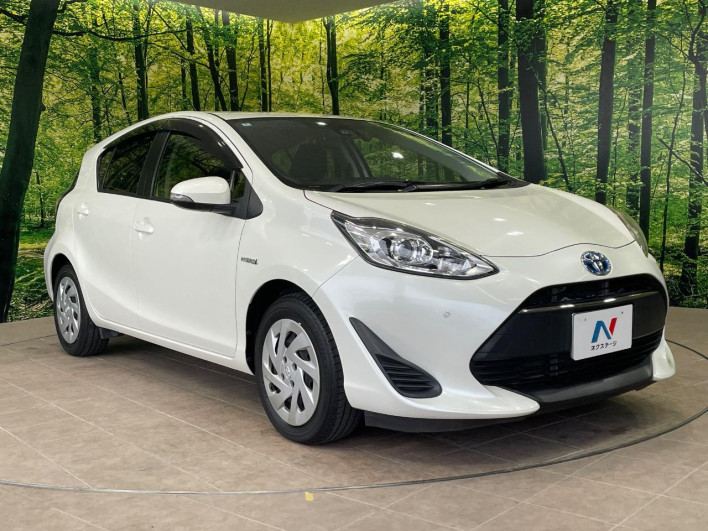 2018 Toyota Aqua DAA-NHP10 (UW-6a13f0e551486)[22]